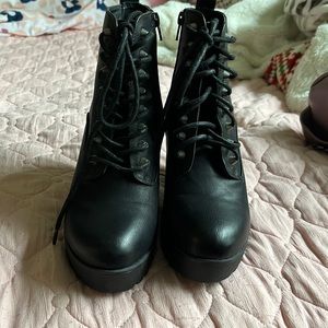 Black lace up madden girl boots. Only worn once.